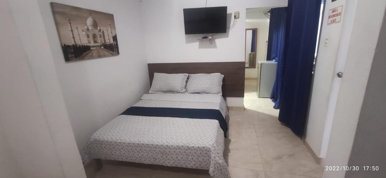 Hostal Poseidon Del Mar San Andrés Esterno foto